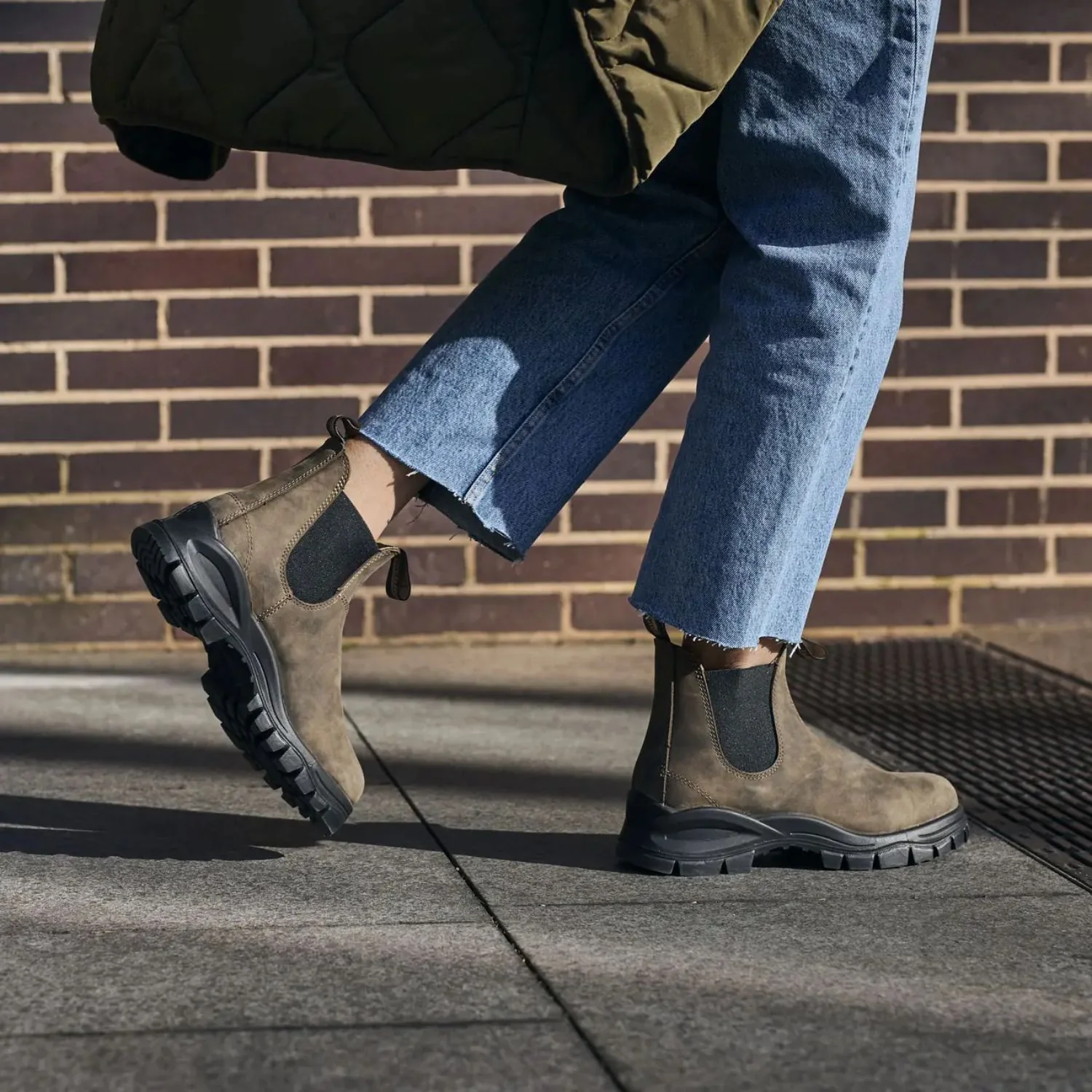 2239 BLUNDSTONE BOTTE URBAINE - Image 2