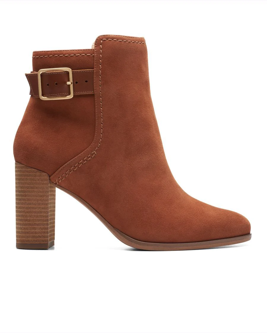 FREVA 85 BUCKLE CLARKS BOTTE COURTE